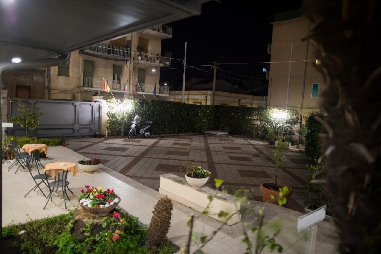 Hotel Villa Cibele Catania Luaran gambar
